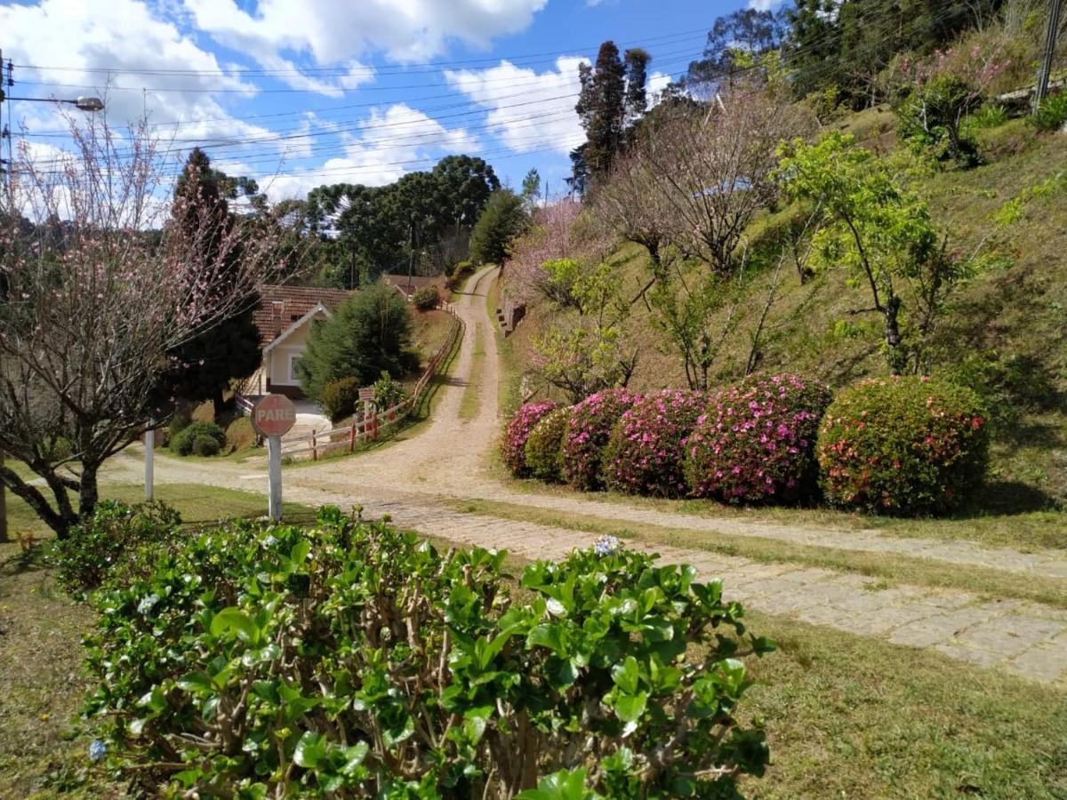 ホテル Colonia Saa Campos do Jordão エクステリア 写真