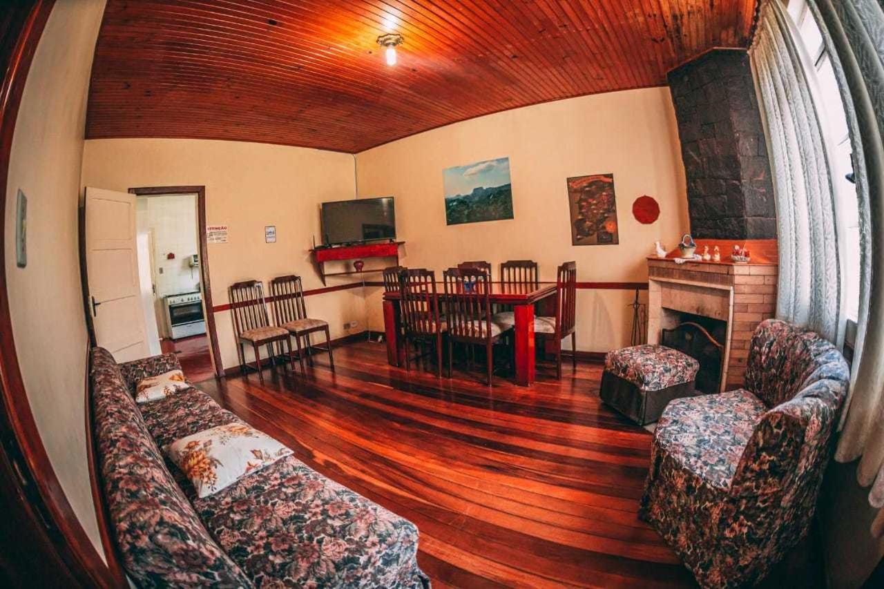 ホテル Colonia Saa Campos do Jordão エクステリア 写真