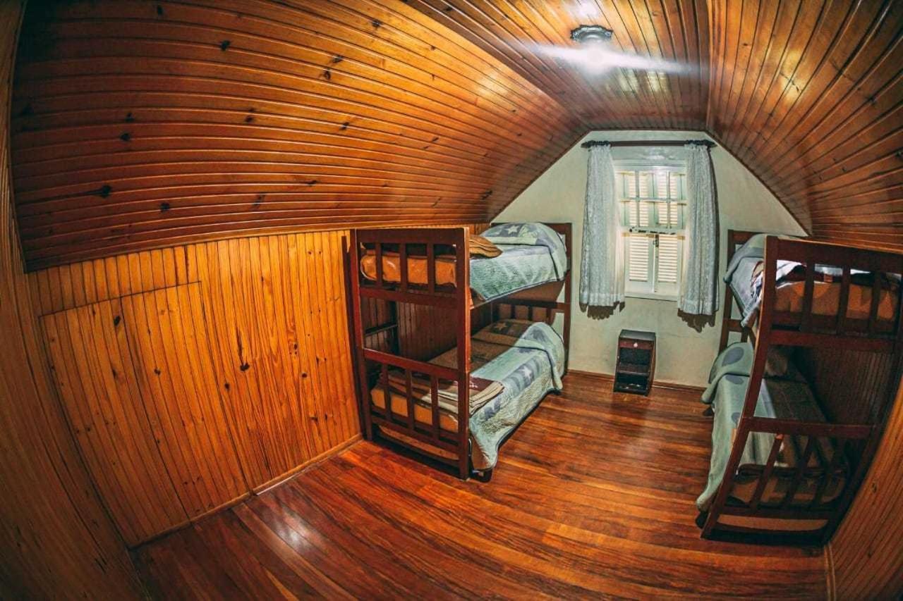 ホテル Colonia Saa Campos do Jordão エクステリア 写真